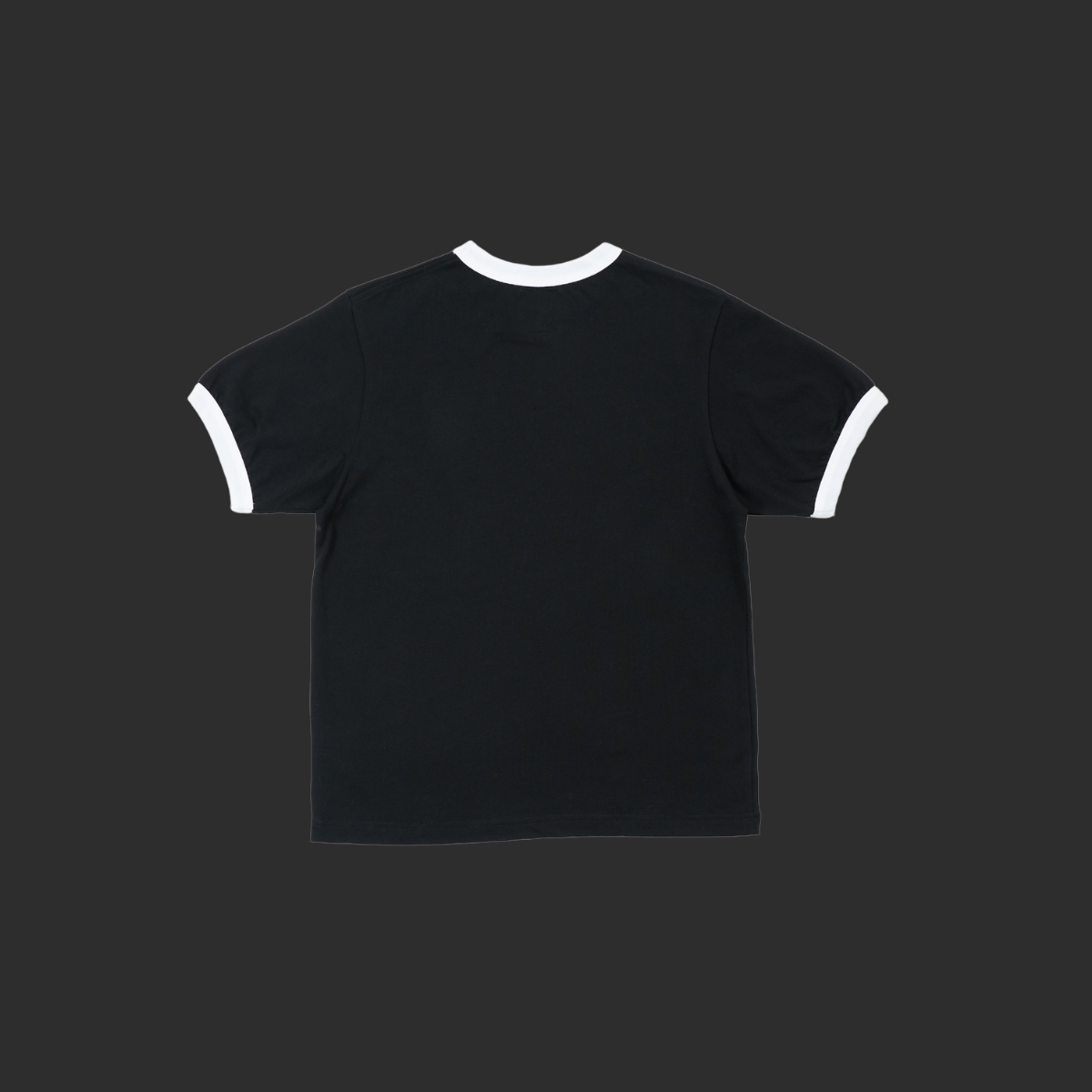 Ringer Tee in Black – brïk.