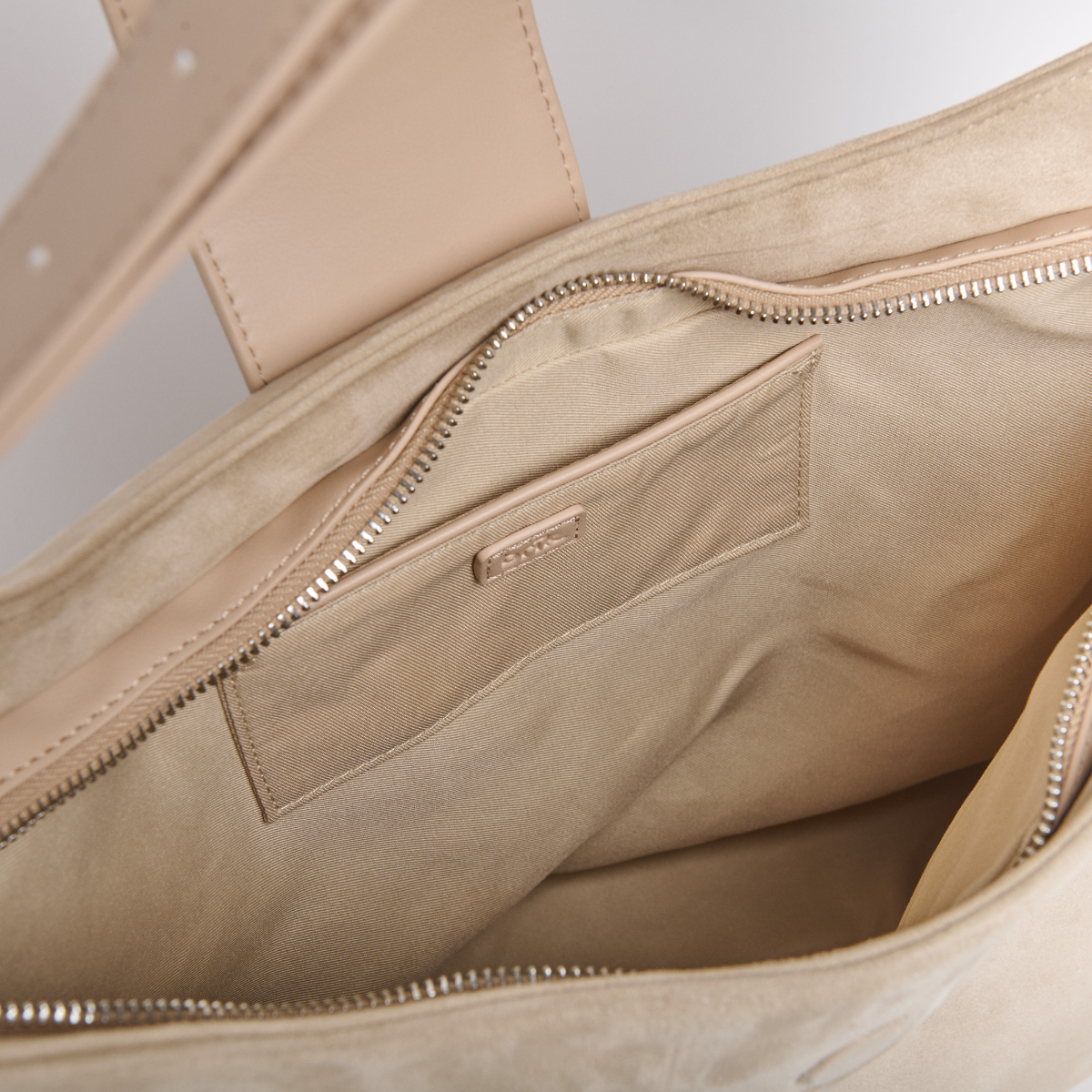 Upsized Slouchie Bag in Cookie Dough