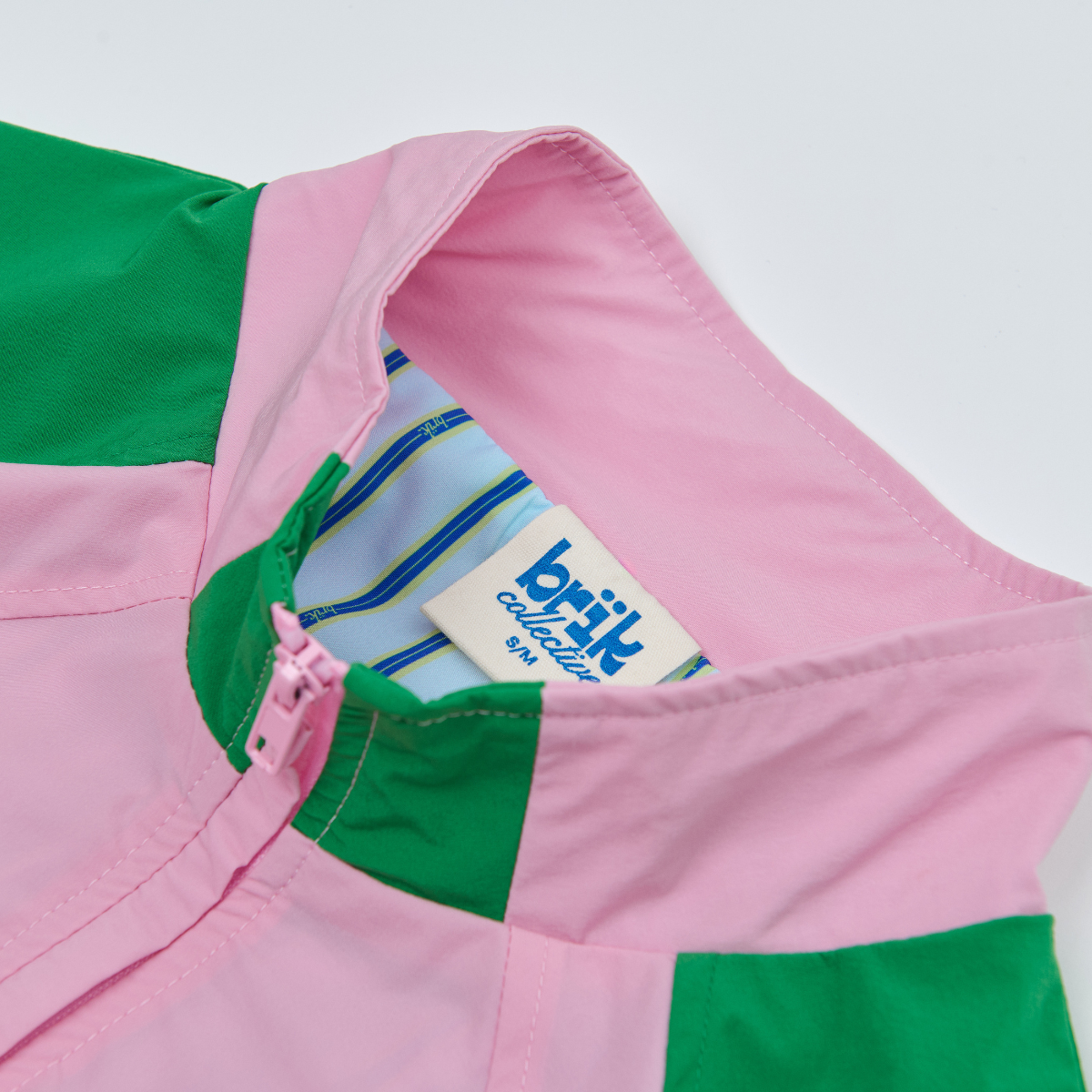 All-Day Standcollar Windbreaker in Pink/Green