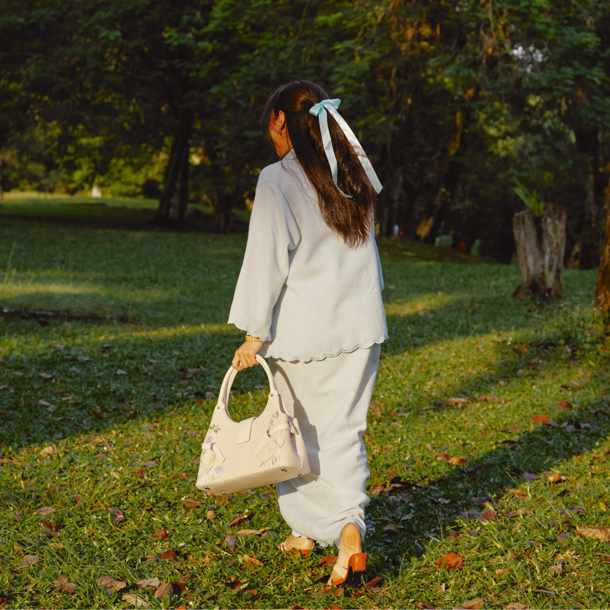 Bunga Hati Bag in Chantilly