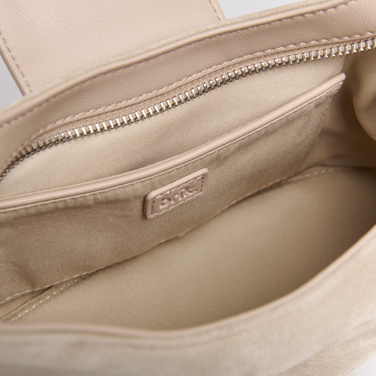 Petite Slouchie Bag in Cookie Dough